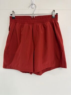 Lululemon: Shorts (waist approx 13.5in) - Size Small
